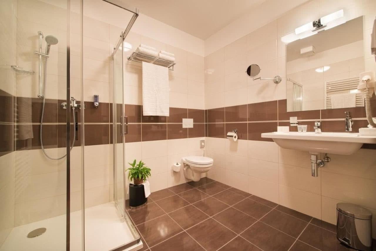 Hotel Kraskov Active Resort Tremosnice Ngoại thất bức ảnh