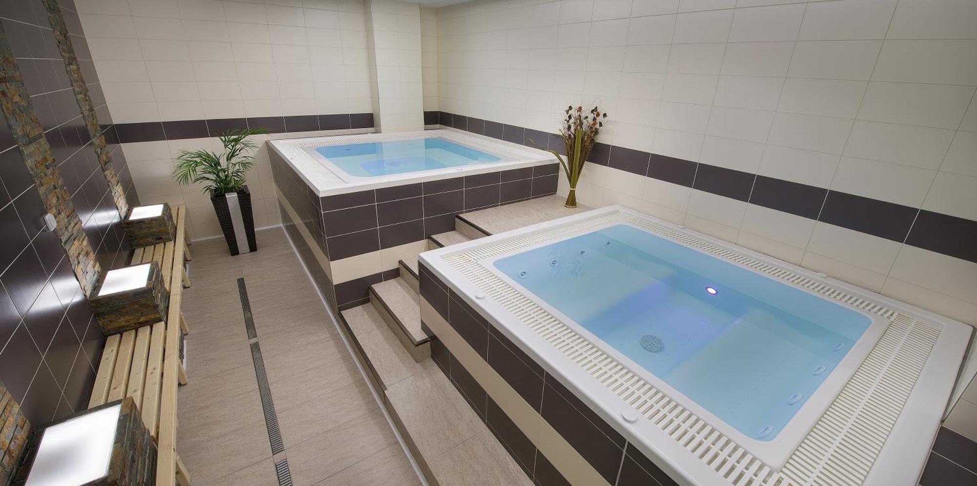 Hotel Kraskov Active Resort Tremosnice Ngoại thất bức ảnh
