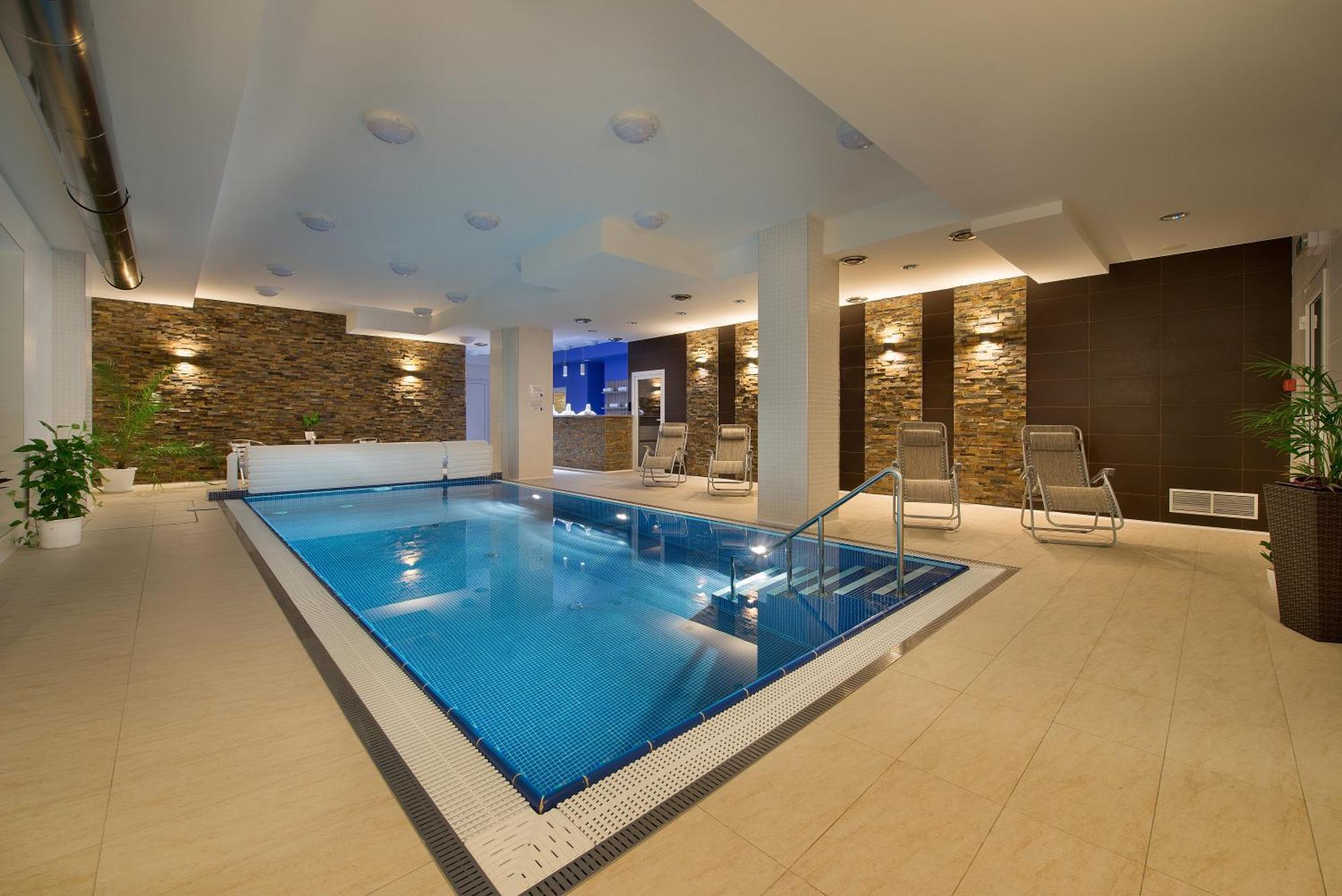 Hotel Kraskov Active Resort Tremosnice Ngoại thất bức ảnh